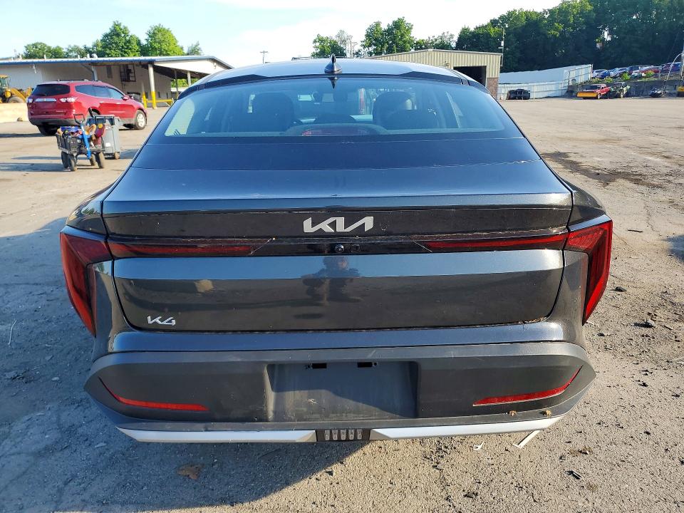 2025 Kia K4 მანქანა იყიდება აუქციონზე, vin: 3KPFT4DE0SE150702, აუქციონის ნომერი: 58743616
