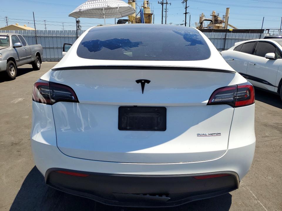 57576086 :رقم المزاد ، 7SAYGDEF2PF713869 vin ، 2023 Tesla Model Y مزاد بيع