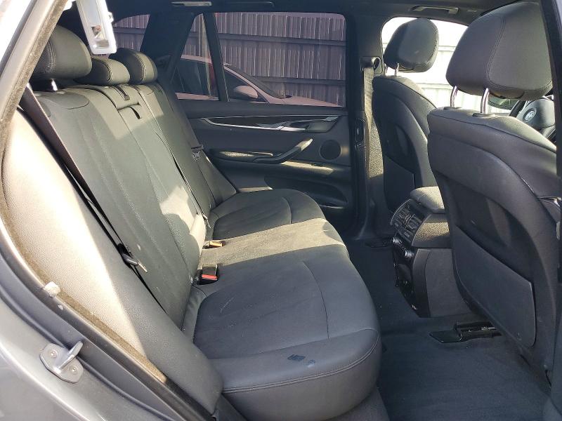 54883746 :رقم المزاد ، 5UXKT0C52J0W04088 vin ، 2018 Bmw X5 مزاد بيع