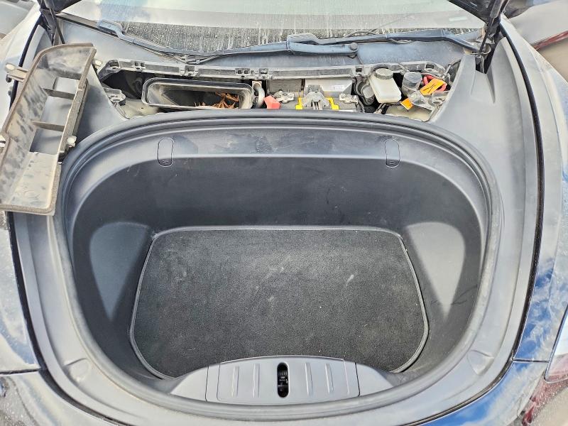 57632856 :رقم المزاد ، 5YJ3E1EA5JF172887 vin ، 2018 Tesla Model 3 مزاد بيع