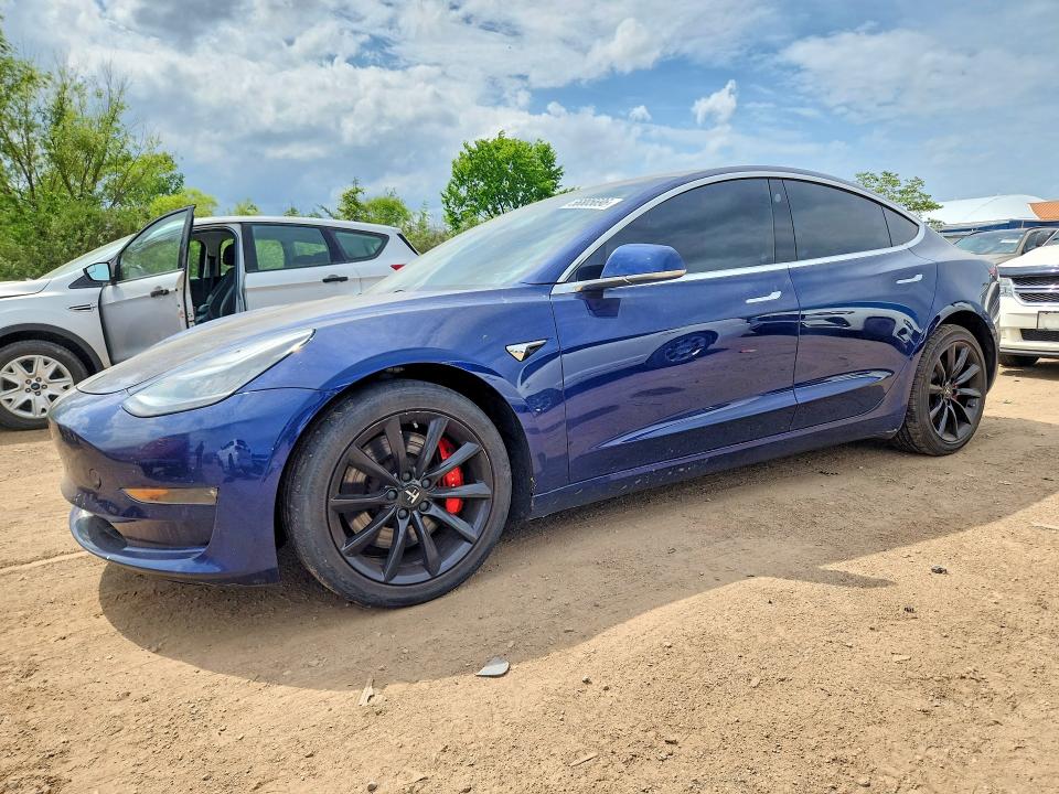 56805696 :رقم المزاد ، 5YJ3E1EB8JF074199 vin ، 2018 Tesla Model 3 مزاد بيع