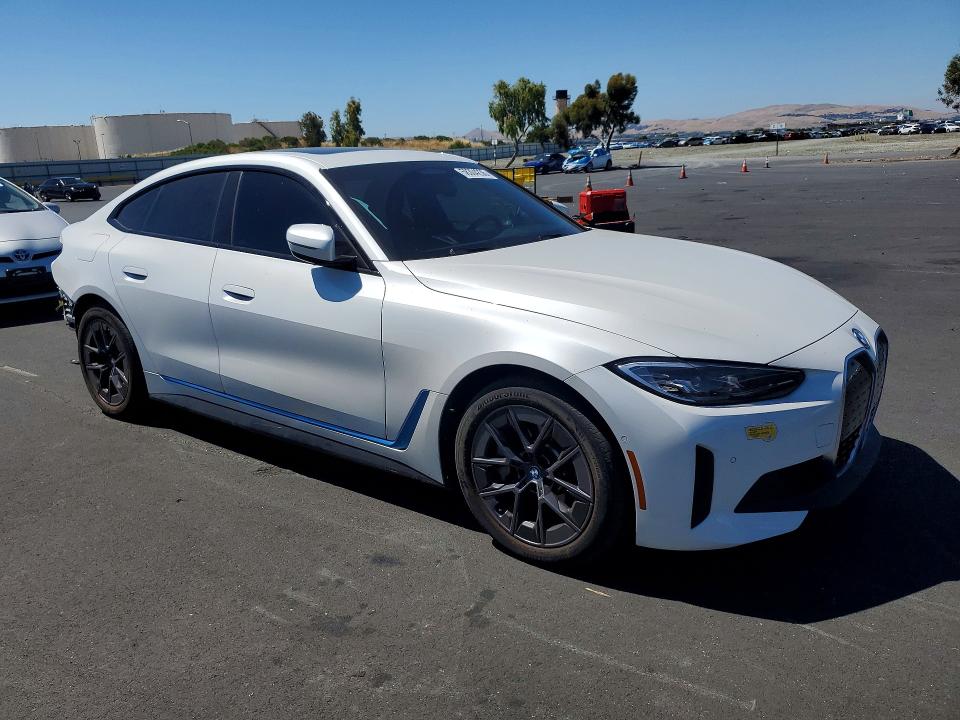 2022 Bmw I4 მანქანა იყიდება აუქციონზე, vin: WBY73AW09NFN03189, აუქციონის ნომერი: 58304236