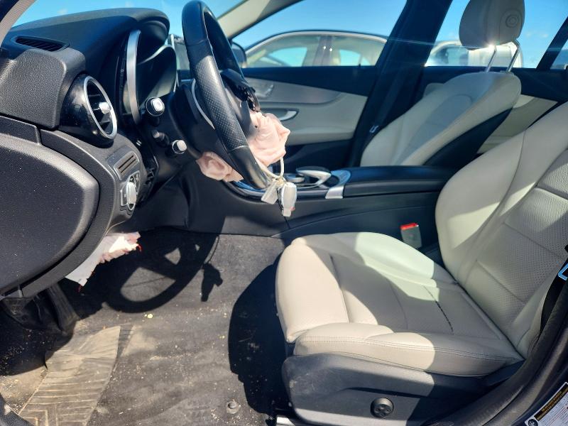57115516 :رقم المزاد ، 55SWF4KB4GU126743 vin ، 2016 Mercedes-benz C مزاد بيع