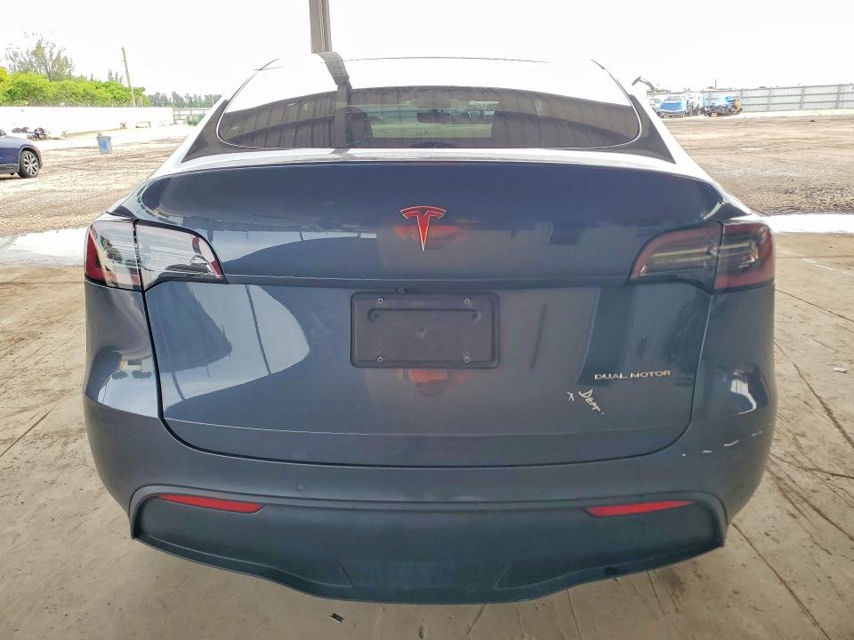 2020 Tesla Model Y მანქანა იყიდება აუქციონზე, vin: 5YJYGDEE0LF010947, აუქციონის ნომერი: 55775786
