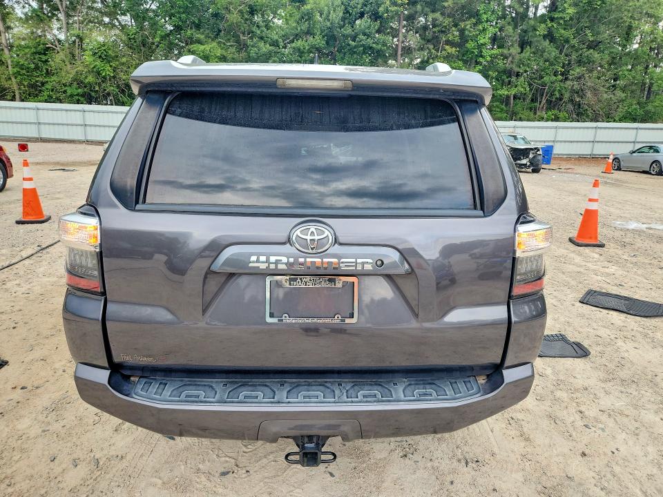 2018 Toyota 4runner მანქანა იყიდება აუქციონზე, vin: JTEZU5JR1J5175279, აუქციონის ნომერი: 58985796