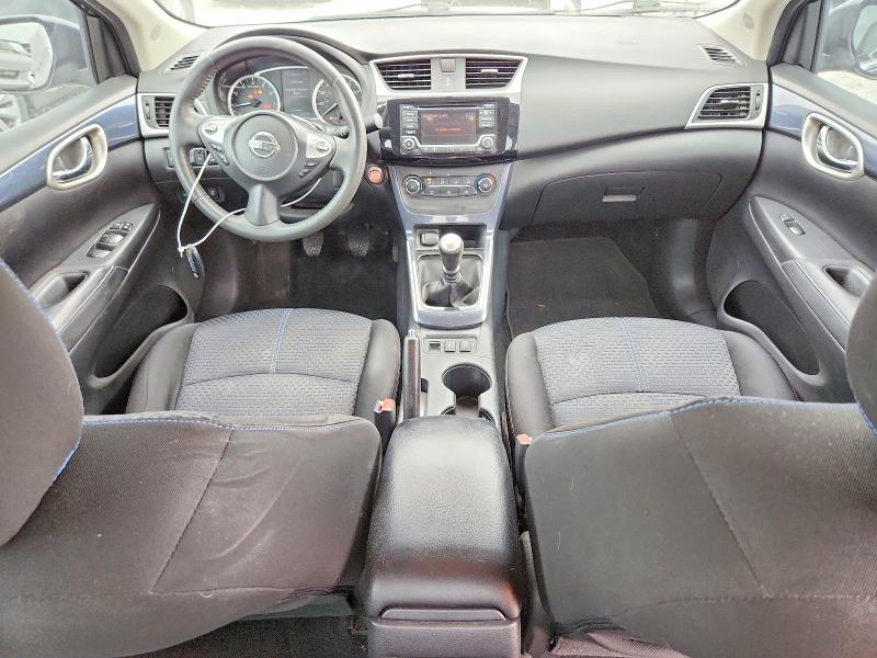 55215636 :رقم المزاد ، 3N1CB7AP4HY302908 vin ، 2017 Nissan Sentra مزاد بيع