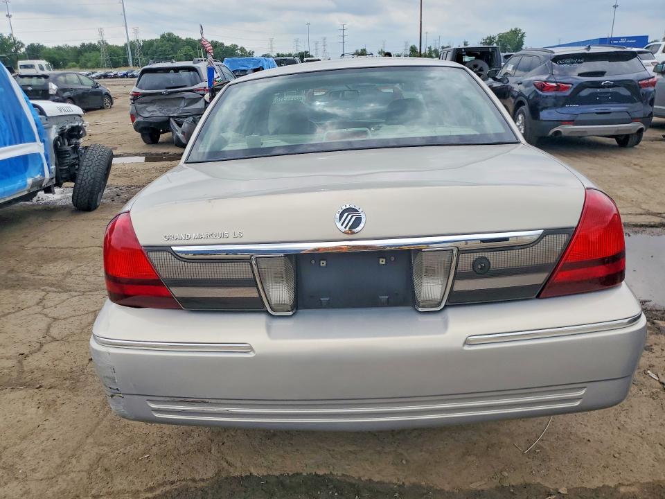 Продажа на аукционе авто 2010 Mercury Grand Marquis, vin: 2MEBM7FV8AX602414, номер лота: 58331376