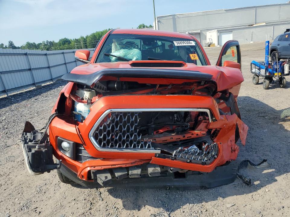 2018 Toyota Tacoma მანქანა იყიდება აუქციონზე, vin: 3TMCZ5AN2JM152516, აუქციონის ნომერი: 56899306