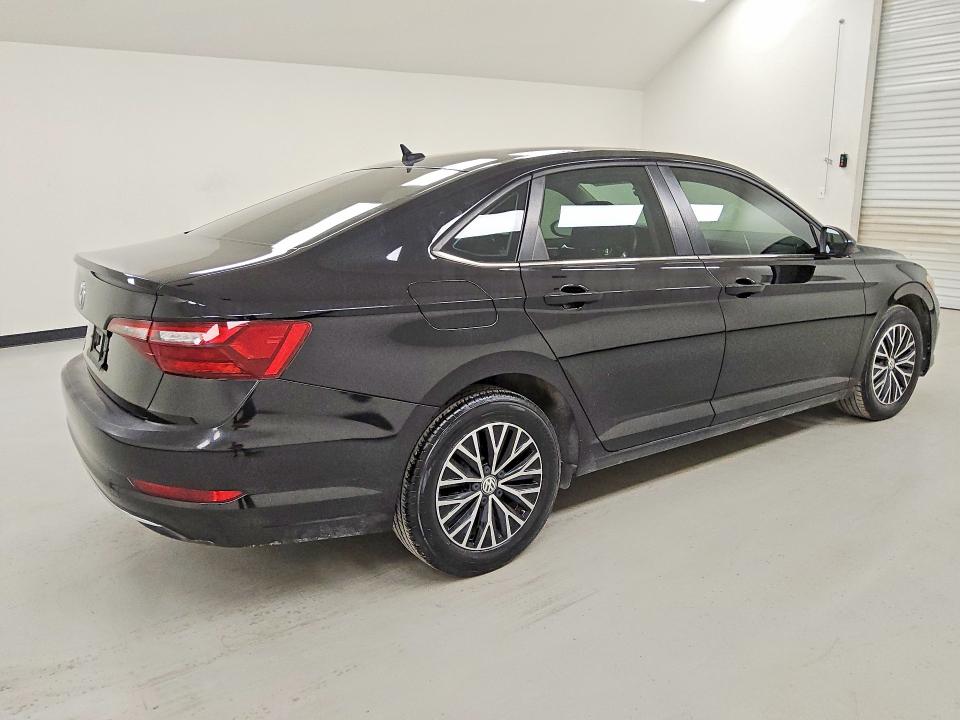 56256936 :رقم المزاد ، 3VWC57BU8MM090814 vin ، 2021 Volkswagen Jetta مزاد بيع