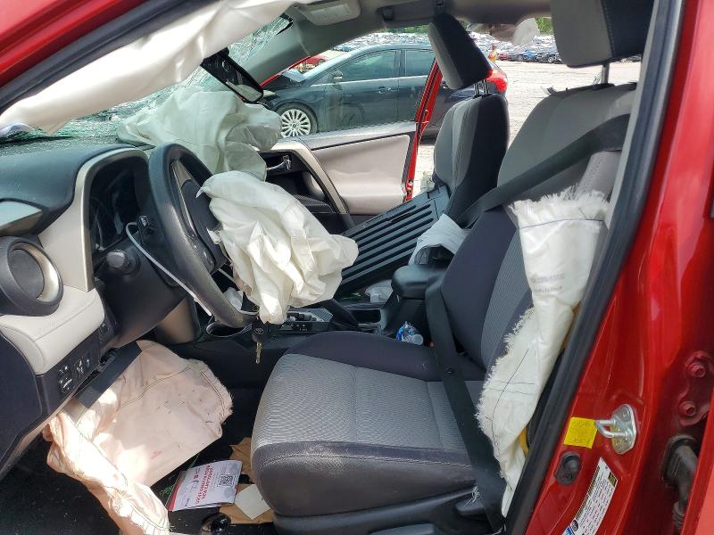 57318196 :رقم المزاد ، 2T3RFREV5FW286365 vin ، 2015 Toyota Rav4 مزاد بيع