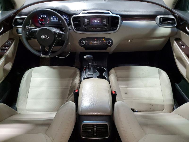 2017 Kia Sorento მანქანა იყიდება აუქციონზე, vin: 5XYPGDA54HG214152, აუქციონის ნომერი: 57703656