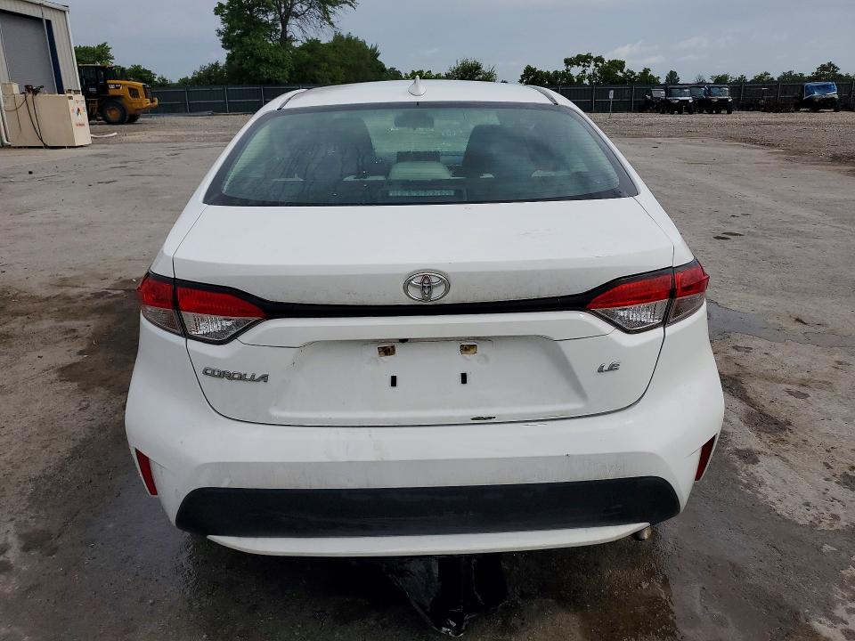 57244096 :رقم المزاد ، 5YFEPMAE1NP330133 vin ، 2022 Toyota Corolla مزاد بيع