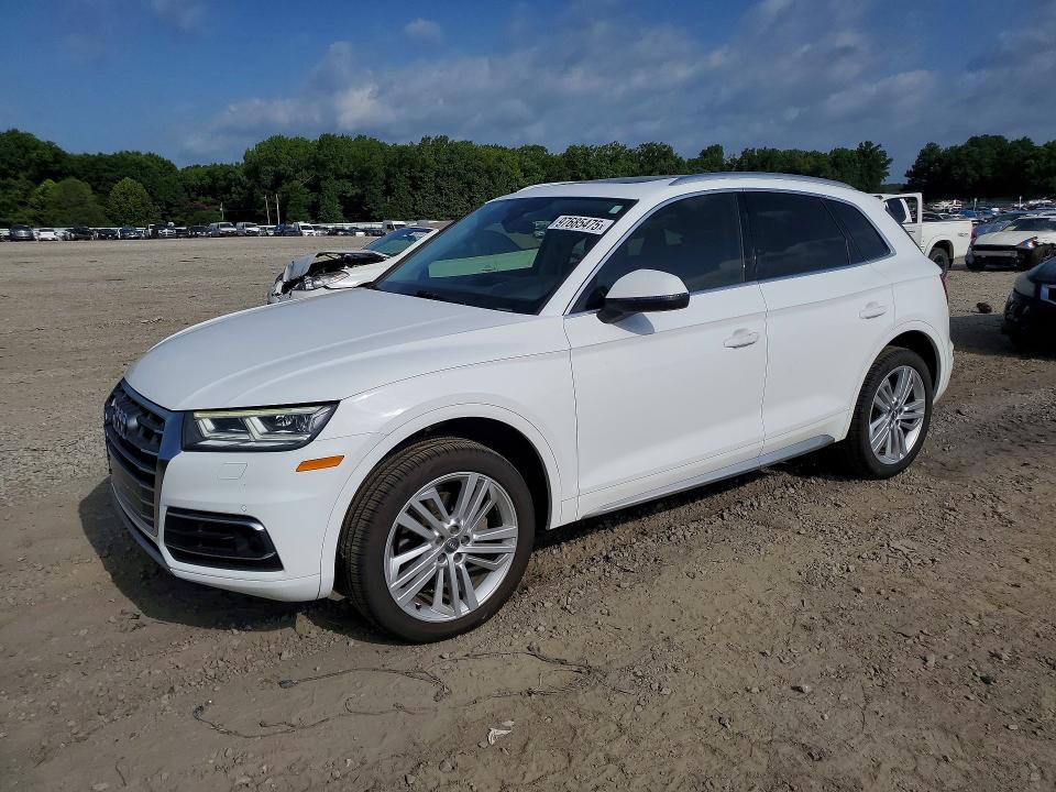 Продаж на аукціоні авто 2018 Audi Q5, vin: WA1CNAFY2J2200136, номер лоту: 97685475