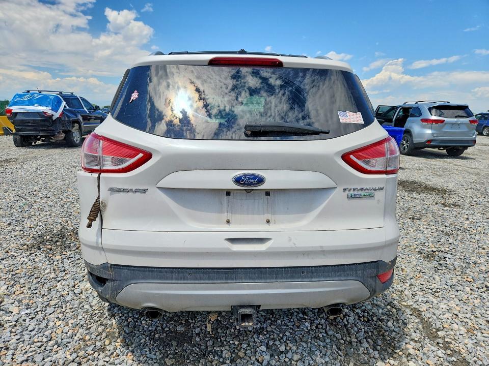 2013 Ford Escape მანქანა იყიდება აუქციონზე, vin: 1FMCU0J93DUD38159, აუქციონის ნომერი: 58148086