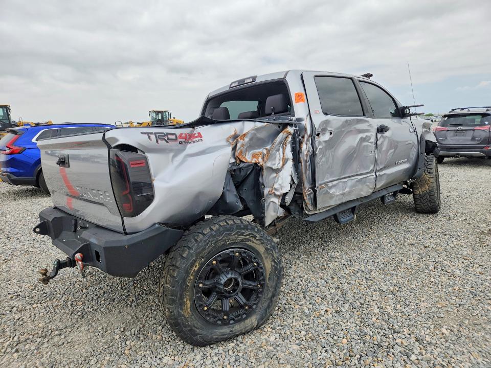56533906 :رقم المزاد ، 5TFDW5F10EX350983 vin ، 2014 Toyota Tundra مزاد بيع