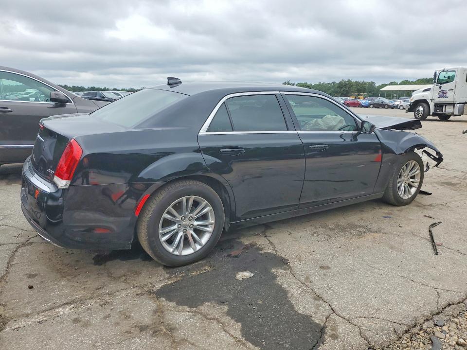 Продажа на аукционе авто 2018 Chrysler 300, vin: 2C3CCAAGXJH190252, номер лота: 55090016