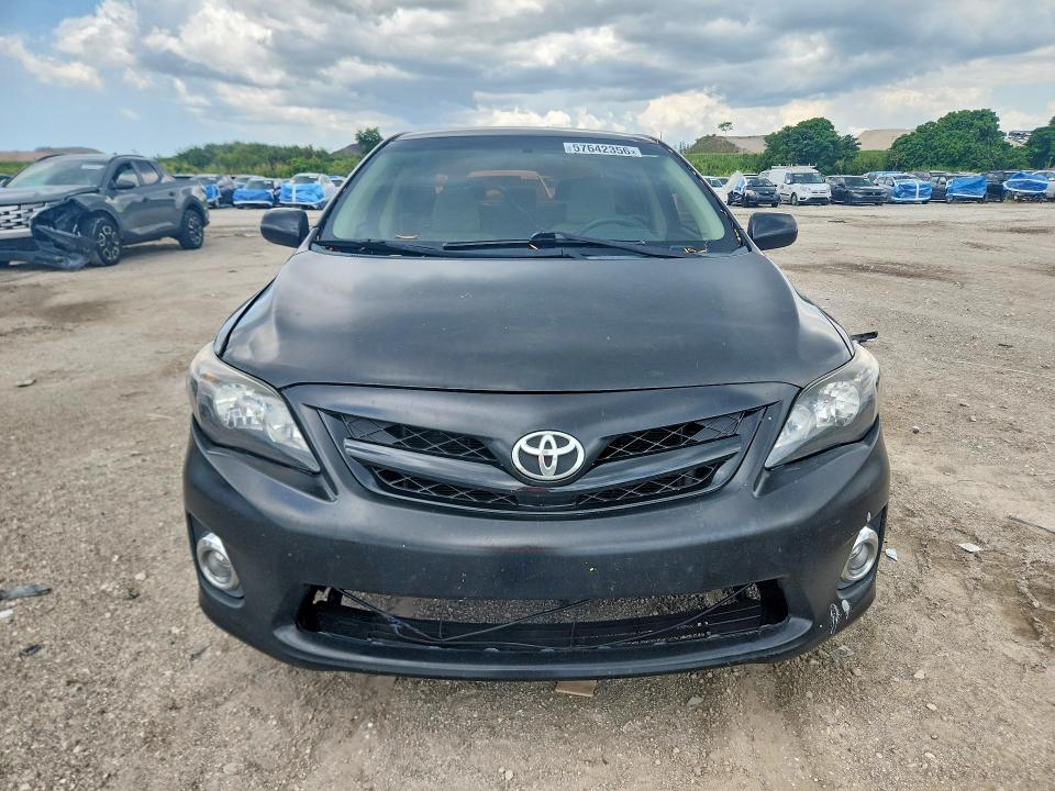 57642356 :رقم المزاد ، 2T1BU4EE7CC912949 vin ، 2012 Toyota Corolla مزاد بيع