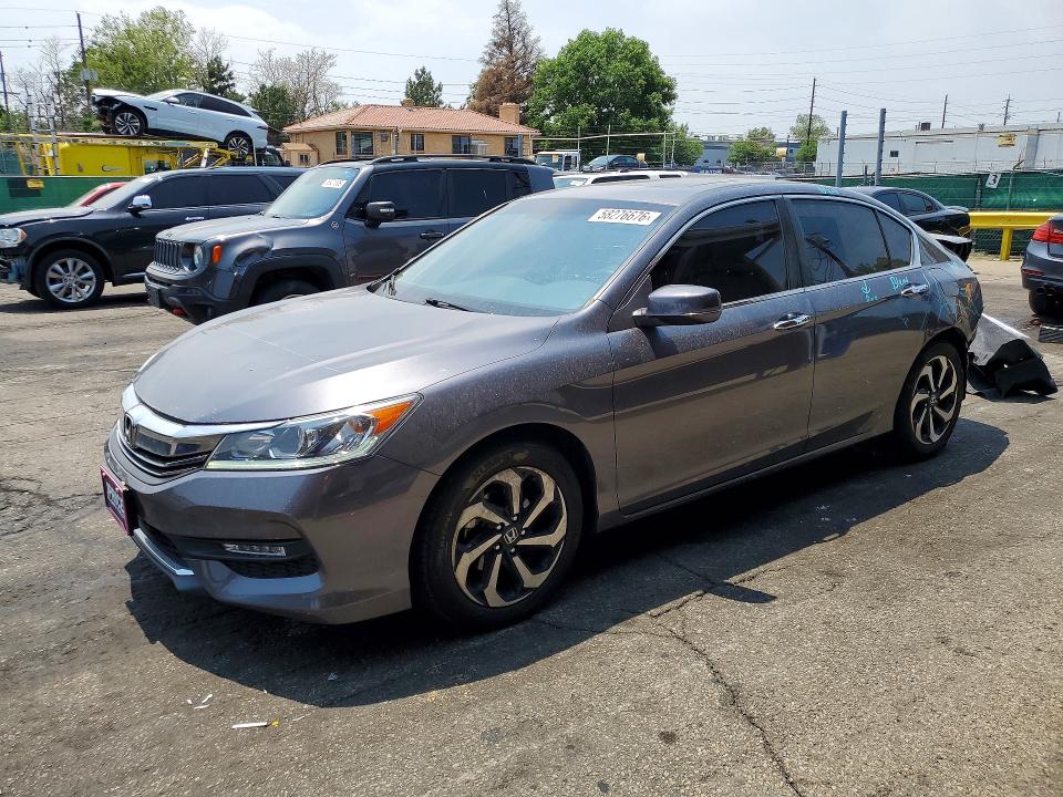 2017 Honda Accord მანქანა იყიდება აუქციონზე, vin: 1HGCR2F81HA000723, აუქციონის ნომერი: 58276676