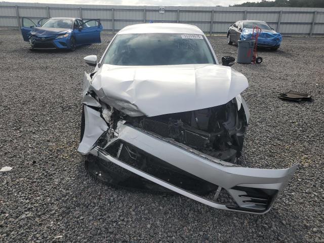 55359076 :رقم المزاد ، 1VWDT7A31HC044185 vin ، 2017 Volkswagen Passat مزاد بيع