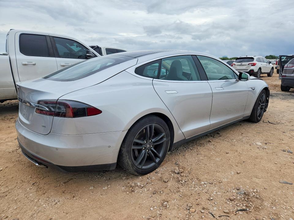 Aukcja sprzedaży 2014 Tesla Model S, vin: 5YJSA1H18EFP63983, numer aukcji: 56486946