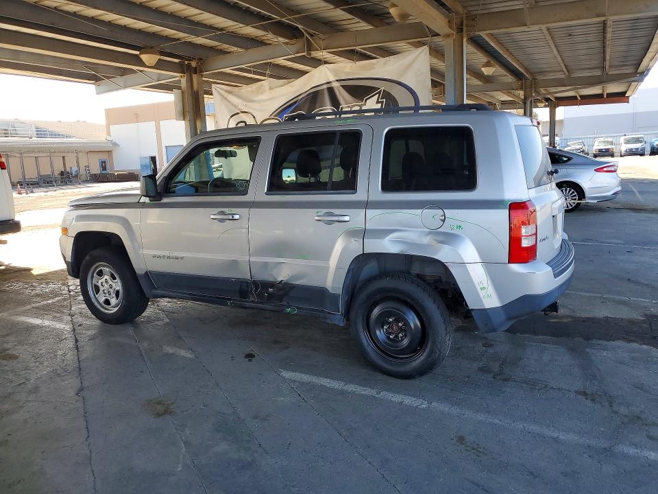 59198106 :رقم المزاد ، 1C4NJRBB8ED511462 vin ، 2014 Jeep Patriot مزاد بيع