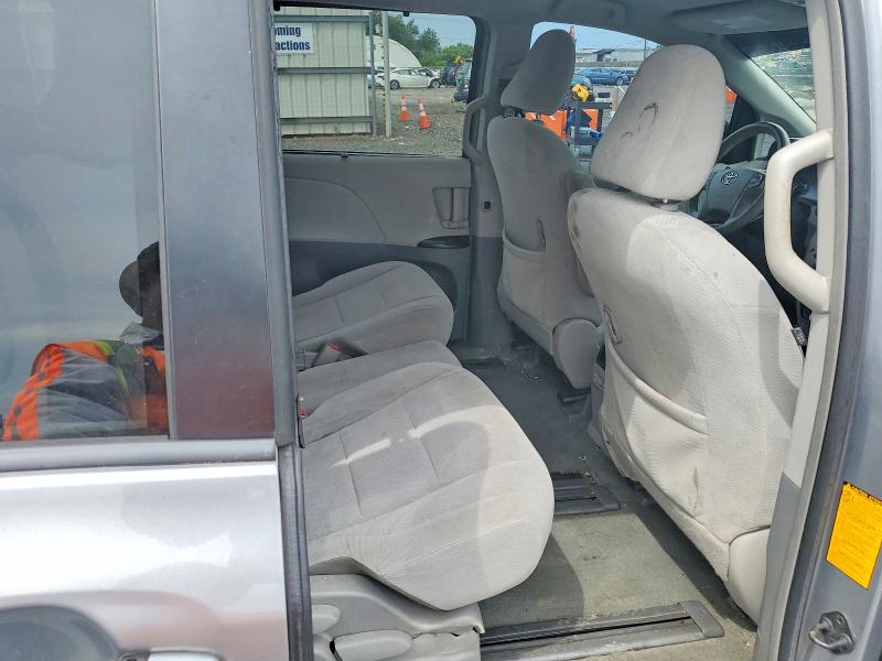 Продажа на аукционе авто 2012 Toyota Sienna, vin: 5TDKK3DCXCS271559, номер лота: 58015056