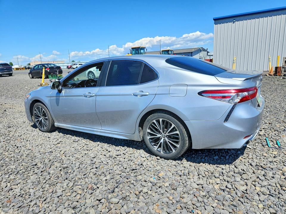Продажа на аукционе авто 2018 Toyota Camry, vin: 4T1B11HK2JU085138, номер лота: 57222246