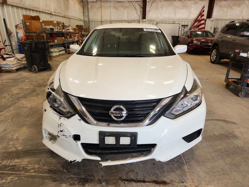 2017 Nissan Altima მანქანა იყიდება აუქციონზე, vin: 1N4AL3APXHC480993, აუქციონის ნომერი: 55735306
