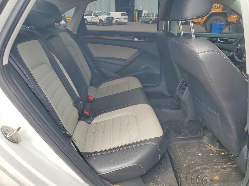 Продажа на аукционе авто 2015 Volkswagen Passat, vin: 1VWBT7A38FC046472, номер лота: 85976365