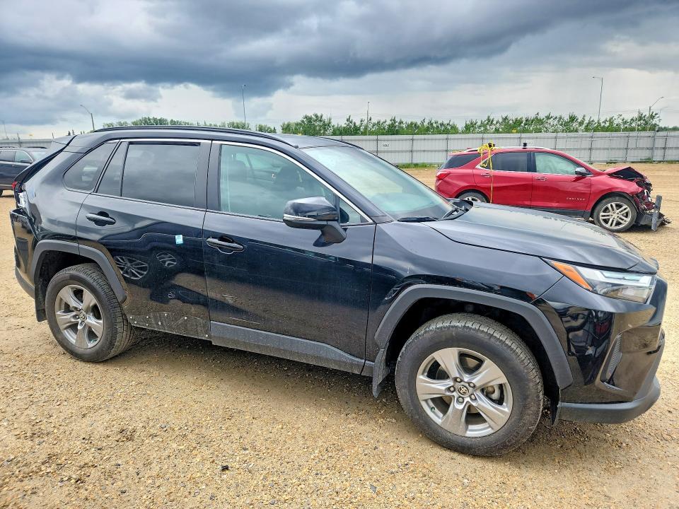 Продажа на аукционе авто 2022 Toyota Rav4, vin: 2T3R1RFV7NW250270, номер лота: 57701056