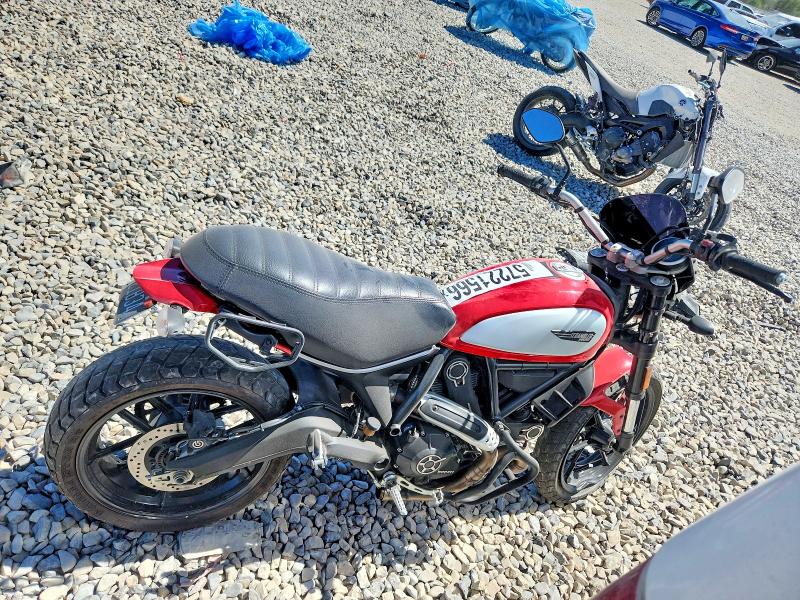 57221566 :رقم المزاد ، ML015ANM4JT013969 vin ، 2018 Ducati Scrambler مزاد بيع