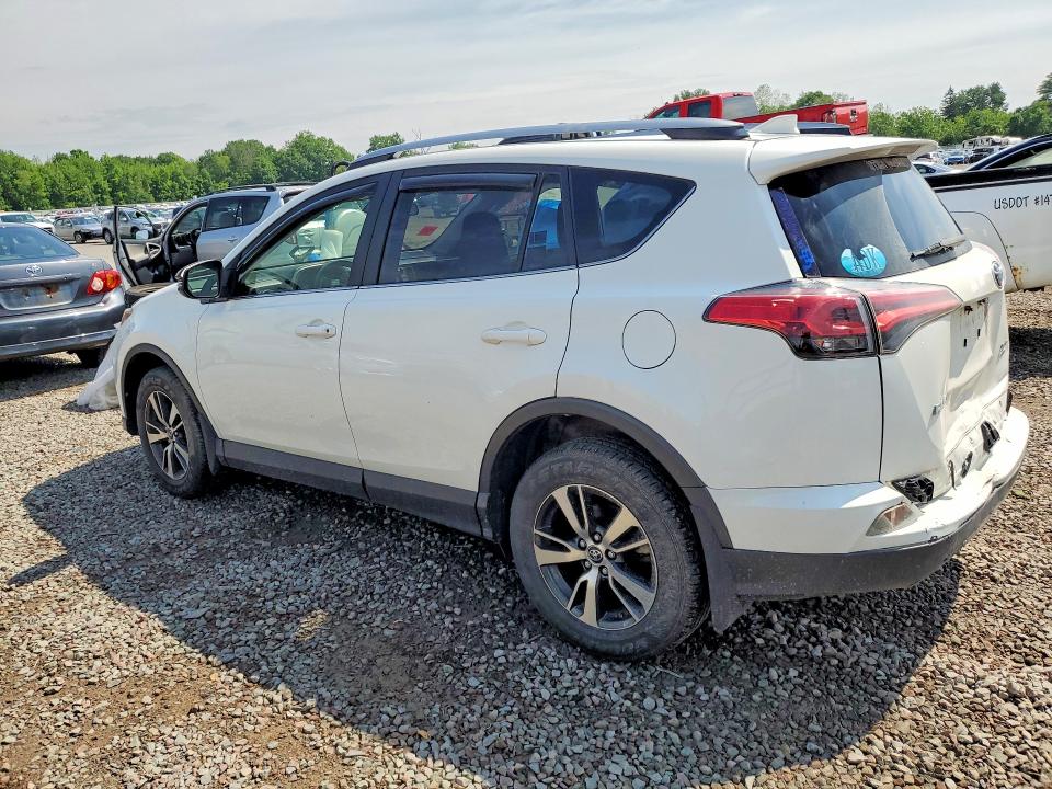 56837656 :رقم المزاد ، JTMRFREV6JJ721384 vin ، 2018 Toyota Rav4 مزاد بيع