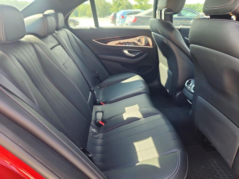 58699586 :رقم المزاد ، WDDZF4JB3KA588671 vin ، 2019 Mercedes-benz E مزاد بيع