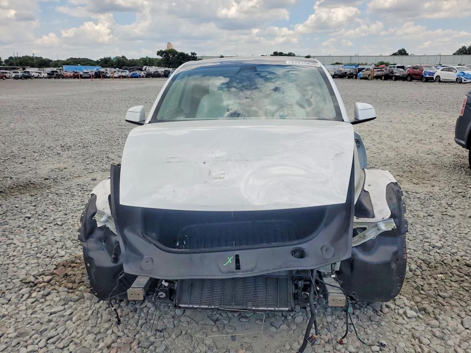 Продажа на аукционе авто 2026 Tesla Model Y, vin: 7SAYGDED8TA437025, номер лота: 57015836