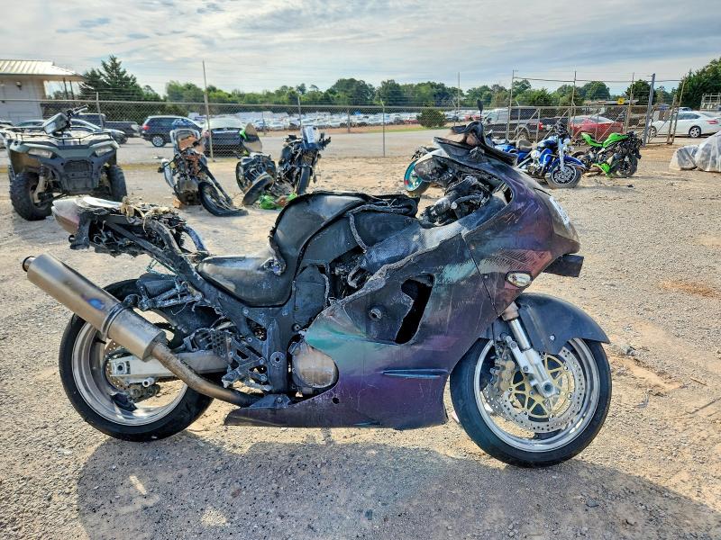57379496 :رقم المزاد ، JKAZX9A17YA003475 vin ، 2000 Kawasaki Zx1200 مزاد بيع