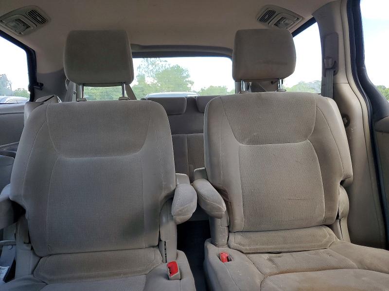 55571476 :رقم المزاد ، 5TDZA23C74S071141 vin ، 2004 Toyota Sienna مزاد بيع