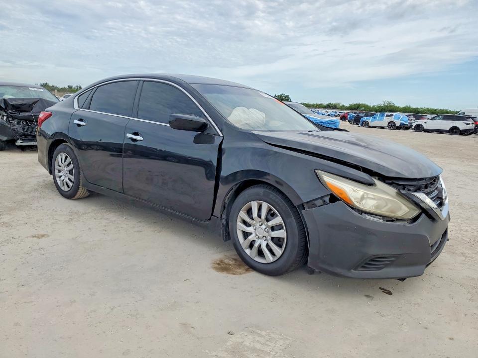 2017 Nissan Altima მანქანა იყიდება აუქციონზე, vin: 1N4AL3APXHC257563, აუქციონის ნომერი: 57002476