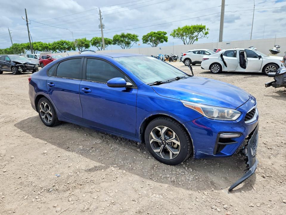 56447526 :رقم المزاد ، 3KPF24AD5LE252495 vin ، 2020 Kia Forte مزاد بيع