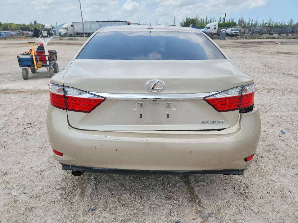 57697406 :رقم المزاد ، JTHBK1GG6D2020550 vin ، 2013 Lexus Es مزاد بيع