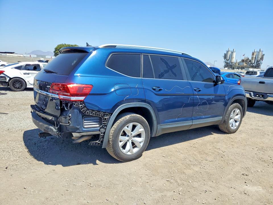 2018 Volkswagen Atlas მანქანა იყიდება აუქციონზე, vin: 1V2CR2CAXJC525472, აუქციონის ნომერი: 58928976