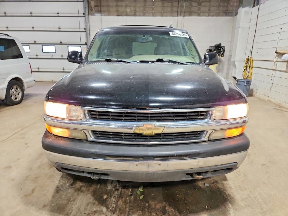 Продажа на аукционе авто 2003 Chevrolet Suburban, vin: 3GNGK26U13G319042, номер лота: 56866626