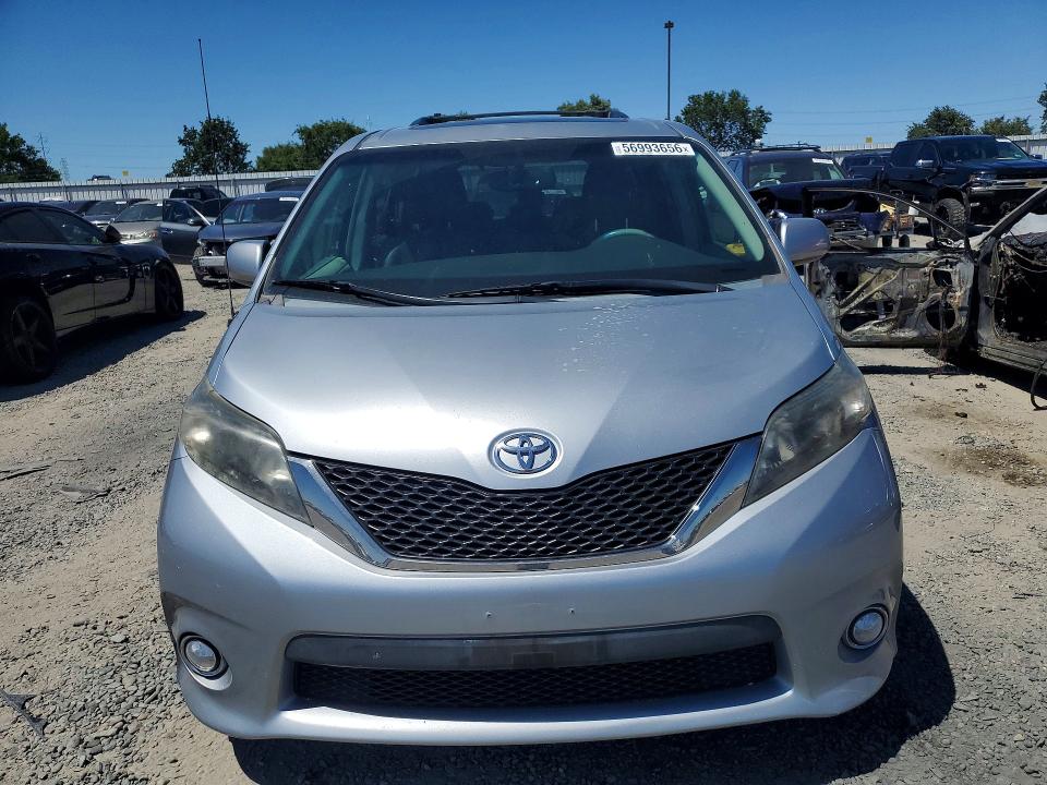 Продажа на аукционе авто 2014 Toyota Sienna, vin: 5TDXK3DC9ES470675, номер лота: 56993656