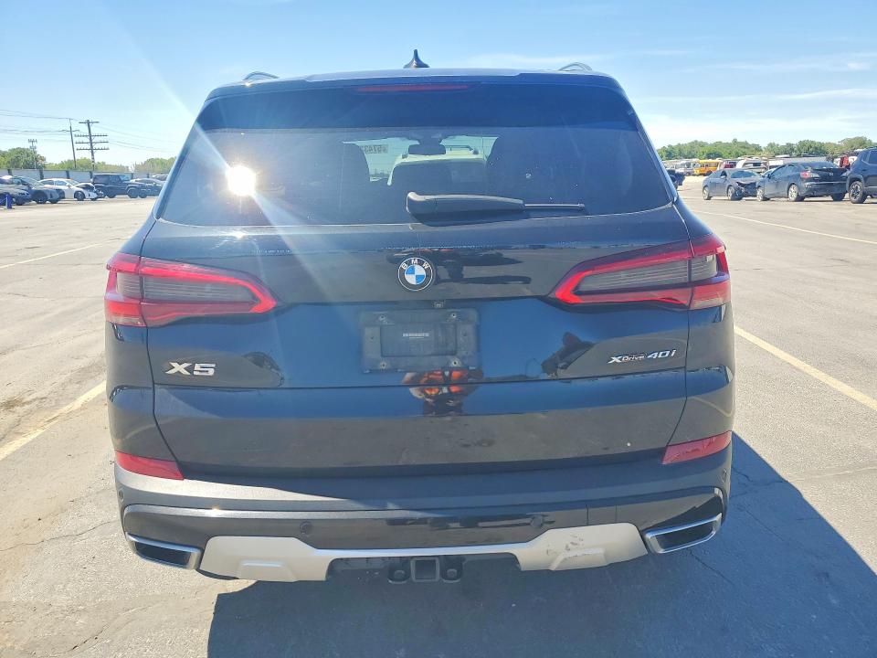 57433206 :رقم المزاد ، 5UXCR6C51KLL04161 vin ، 2019 Bmw X5 مزاد بيع