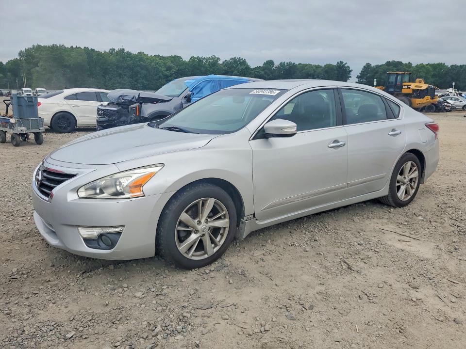 56842756 :رقم المزاد ، 1N4AL3AP1FC132982 vin ، 2015 Nissan Altima مزاد بيع