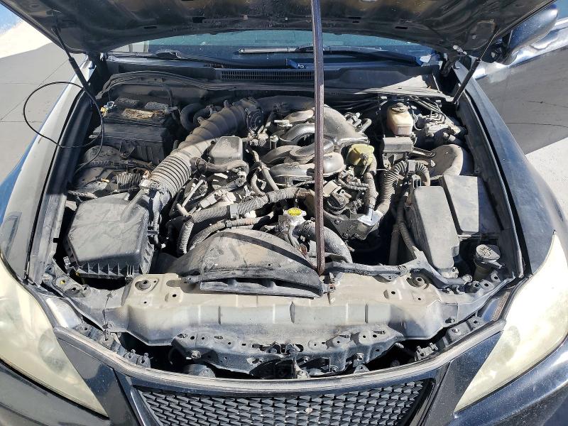 56311836 :رقم المزاد ، JTHCK262X82027362 vin ، 2008 Lexus Is مزاد بيع