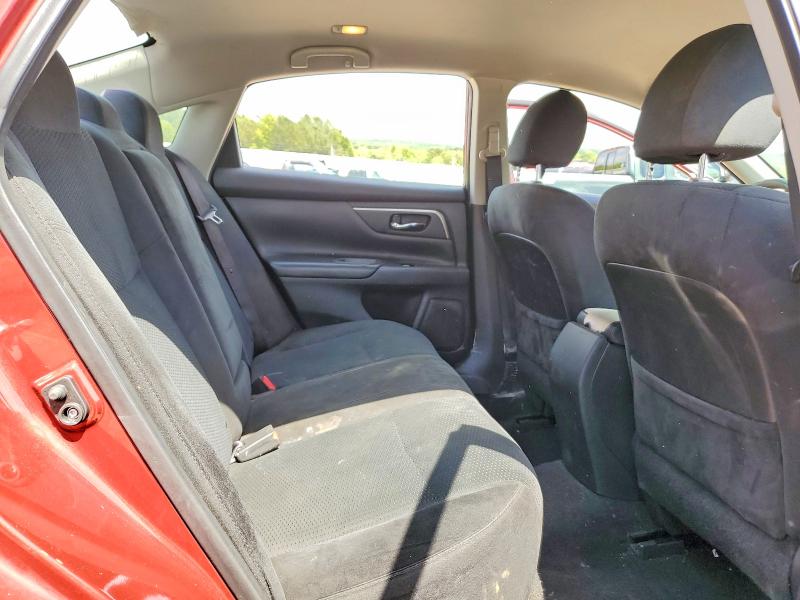58638856 :رقم المزاد ، 1N4AL3AP6FC432677 vin ، 2015 Nissan Altima مزاد بيع