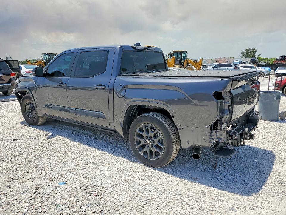 57558646 :رقم المزاد ، 5TFNC5DB1SX109342 vin ، 2025 Toyota Tundra مزاد بيع