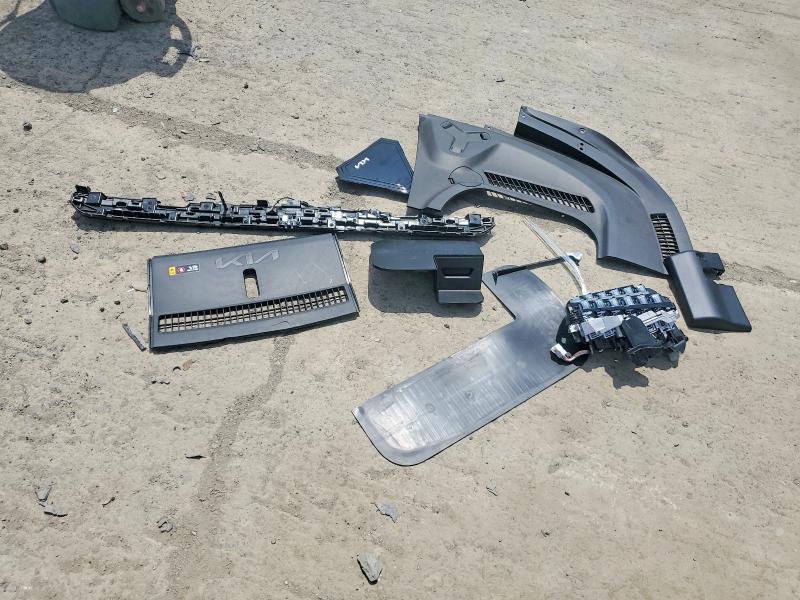 56654186 :رقم المزاد ، KNDADFS57R6039408 vin ، 2024 Kia Ev9 مزاد بيع