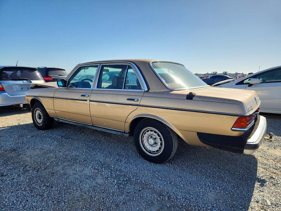 Продажа на аукционе авто 1984 Mercedes-benz 300, vin: WDBAB33A0EA036243, номер лота: 54561276