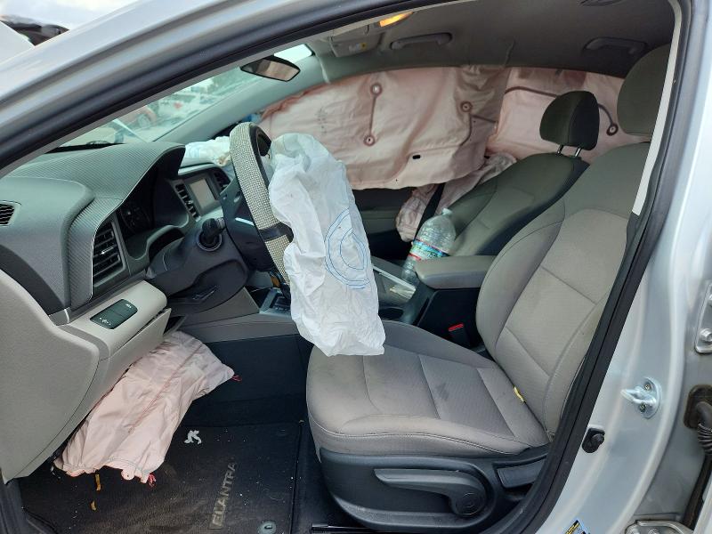 58464176 :رقم المزاد ، 5NPD74LF9KH495227 vin ، 2019 Hyundai Elantra مزاد بيع